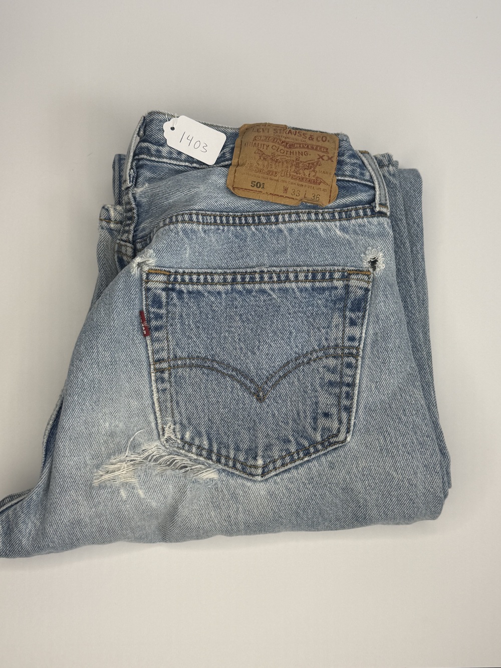 PF-1403 Levi's 501 Jeans